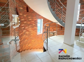 Atrakcyjny lokal ścisłe centrum